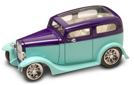 Автомобиль - Форд модель А Седан образца 1931 года, масштаб 1:18  